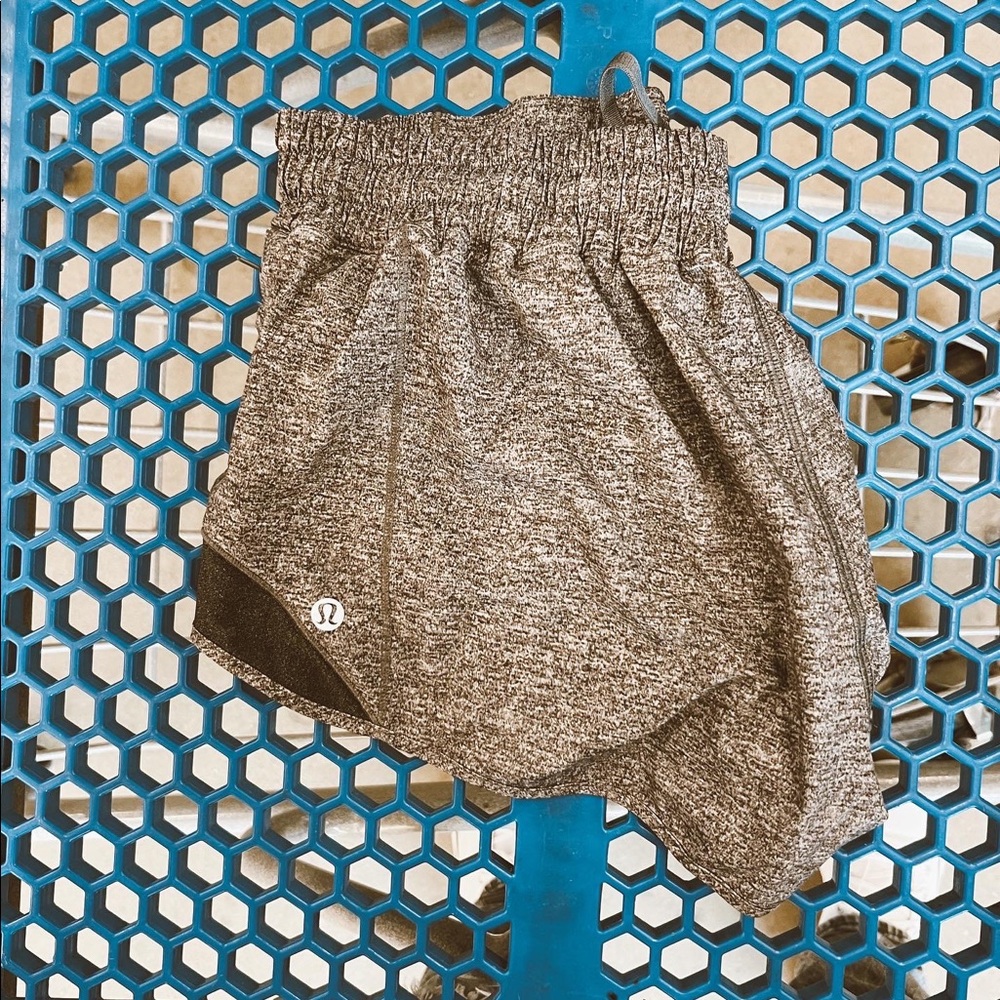 COPY - Lululemon Hotty Hot High Rise Lined Short
